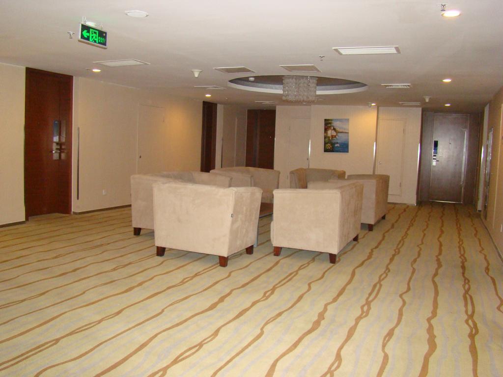 Holiday Inn Express Tianjin Binhai Kültér fotó