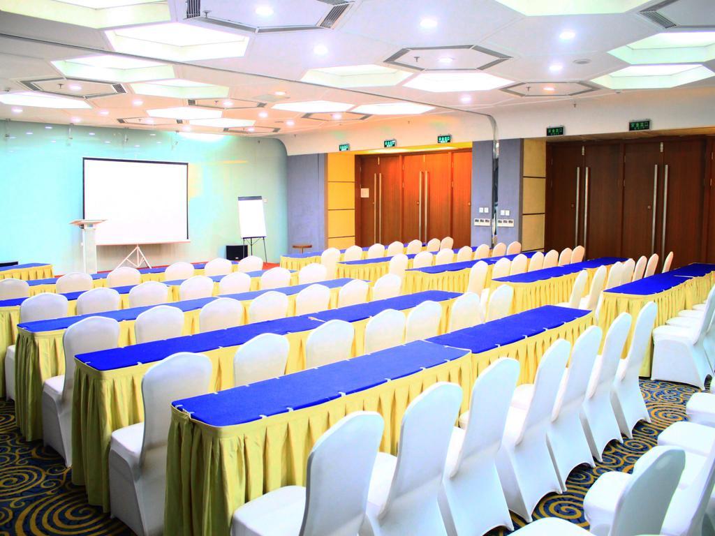 Holiday Inn Express Tianjin Binhai Kültér fotó
